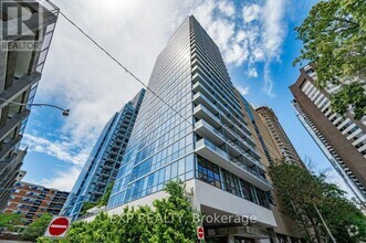 Building Photo - 210-1210 Simcoe St