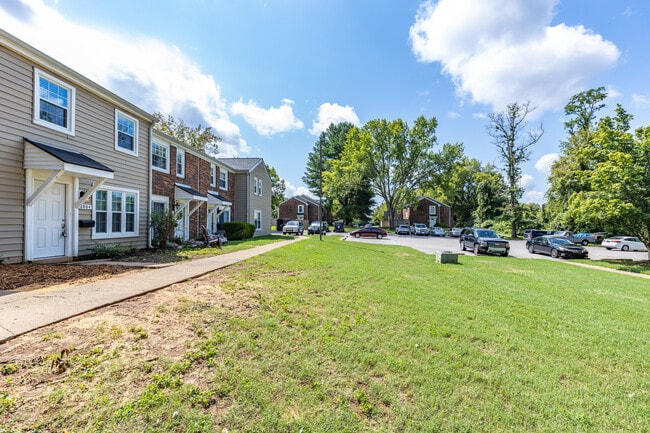 Building Photo - 2004 Granville Rd