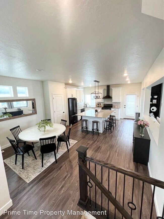 Building Photo - 3 br, 3 bath House - 139 E Polaris Drive
