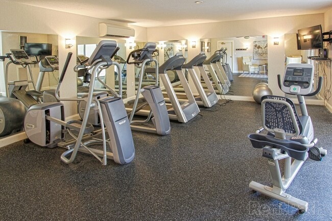 Interior Photo - Chestnut Hill South, L.L.C. (CHS)