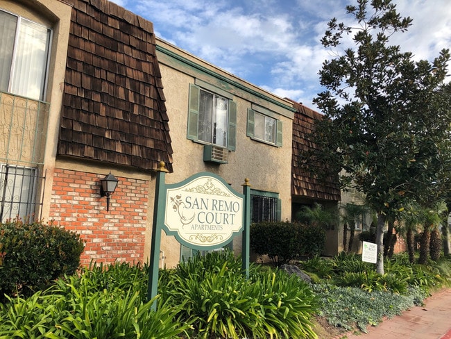 Interior Photo - San Remo Court