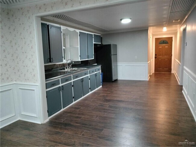Foto del edificio - 9458 Charles Green Rd