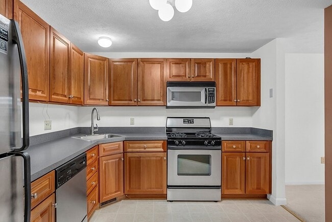 Building Photo - 30 Caspian Way