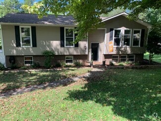 Building Photo - 316 Wardley Rd