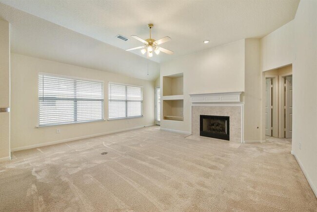 Building Photo - 146 S Veranda Ridge Dr