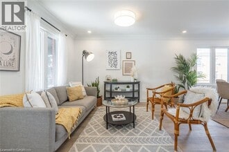 Building Photo - 1 Edward St