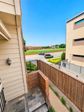 Foto del edificio - 3537 Normandy Ave