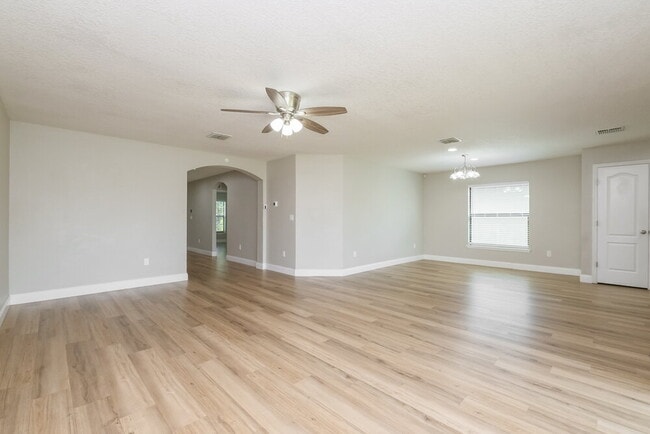 Building Photo - 655 Chatham Walk Dr