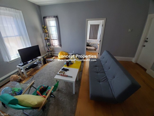 Foto del edificio - 2 br, 1 bath  - 15 Boardman St # 3BD
