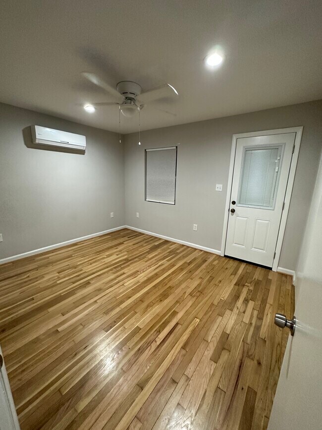Foto del edificio - 1227 16th St NE