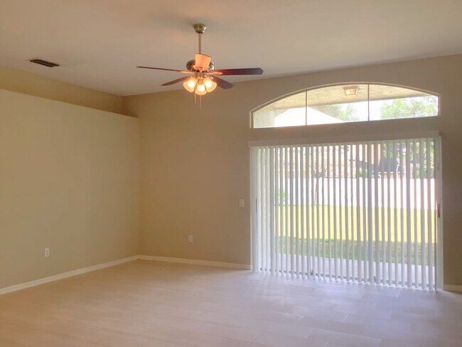 Foto del edificio - 3626 Springville Dr