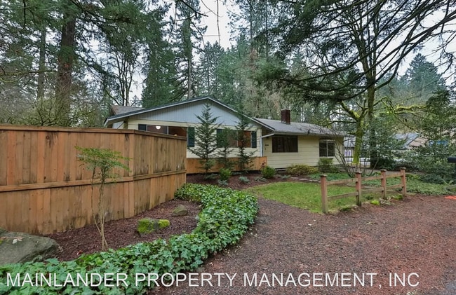 Building Photo - 3 br, 1 bath House - 4340 BEASLEY WAY