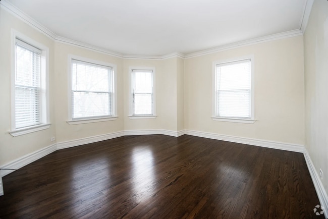 Building Photo - 3643 N Hoyne Ave