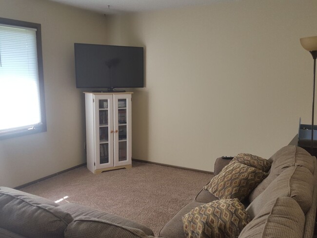 Building Photo - 5407 Norse Dr