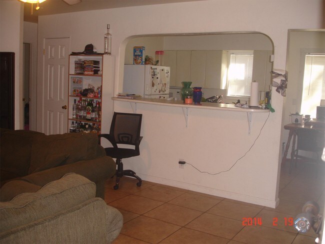 Foto del edificio - 734 W 3rd St