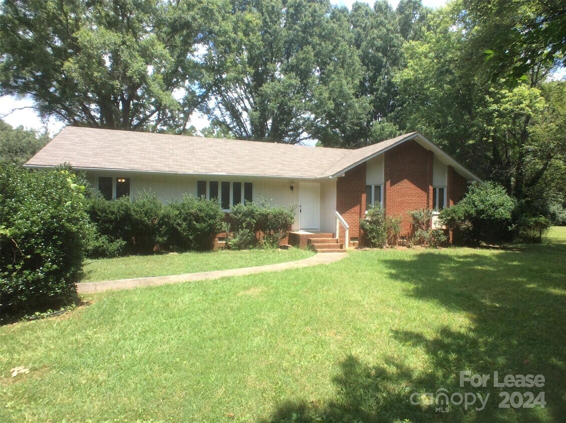 Foto principal - 9801 Ordway Ct