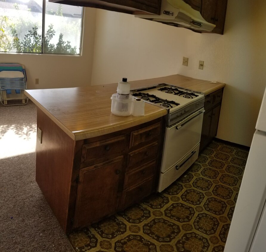 Foto principal - 1 bed 1 bath single level Condo in Los Osos!