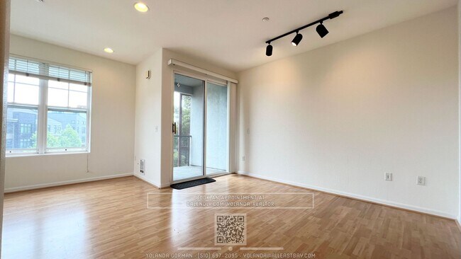 Building Photo - Urban Living at Andante – Spacious Top Flo...