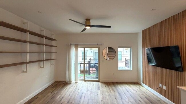 Building Photo - Concord Beautiful 3 bedroom 3 bathroom fully updated townhome, gated community!
