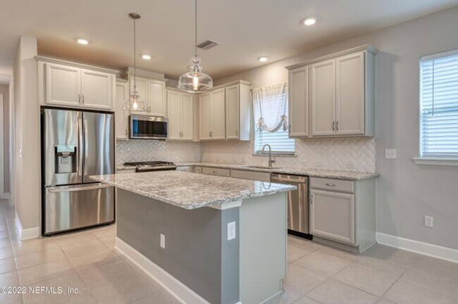 Building Photo - 55 Bluebonnet Way