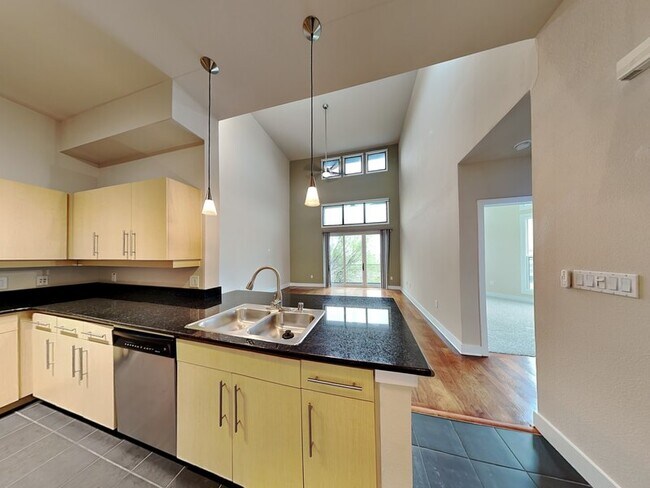 Foto del edificio - 4414 Cedar Springs Rd