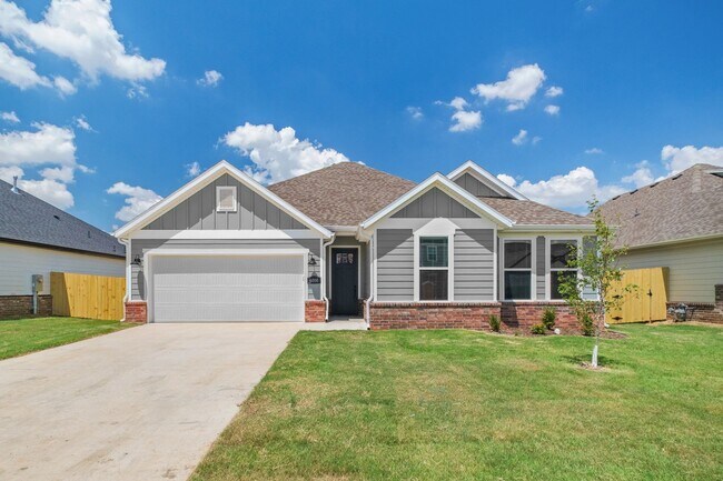 Live New in Bentonville | 3BR Beauty with ... - Live New in Bentonville | 3BR Beauty with ... House