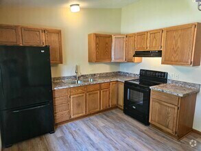 Building Photo - 101 Meadowpark Dr