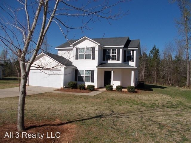 Building Photo - 210 Bramble Bush Trl