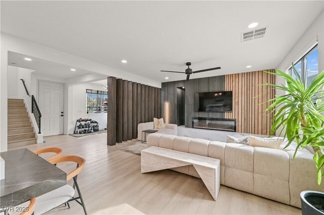 Building Photo - 5571 S Spearfish Lake Ct