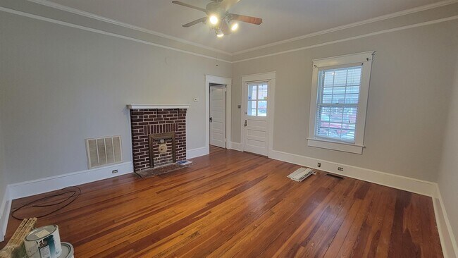 Building Photo - 226 Jackson Ave