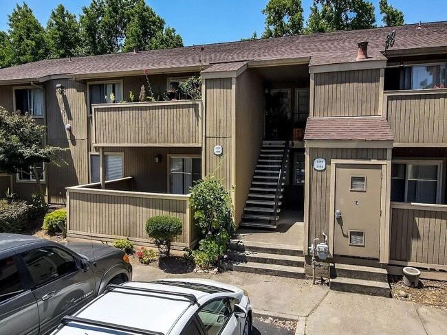 Foto del edificio - 3388 Red Cedar Ter