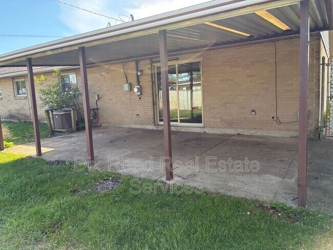 Foto del edificio - 5261 Bromwick Dr