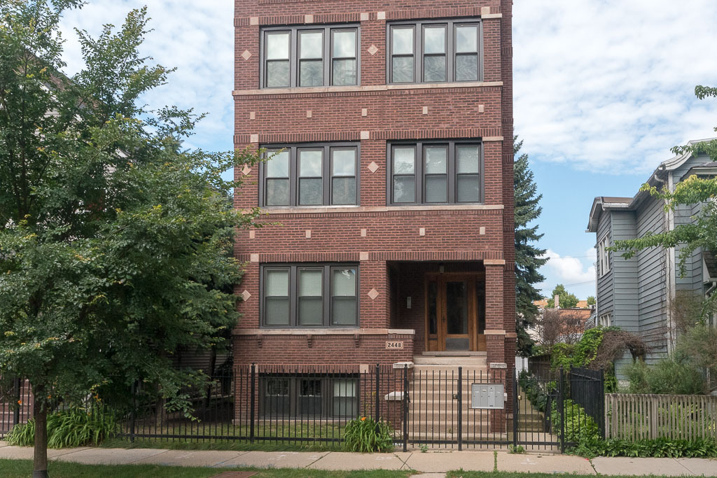 2448 N Campbell Ave Unit 2, Chicago, IL 60647 Condo for Rent in