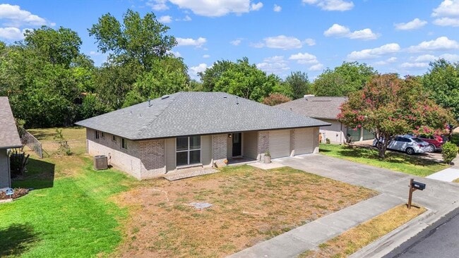 Building Photo - 1100 Red Cliff Dr