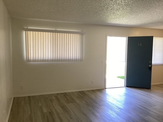 Foto del edificio - "Charming 1-Bedroom Retreat with 800 Sq Ft of Comfort in Lancaster!"