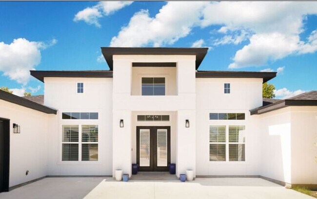 Foto del edificio - FOR LEASE: Texas Hill Country Modern Vena ...