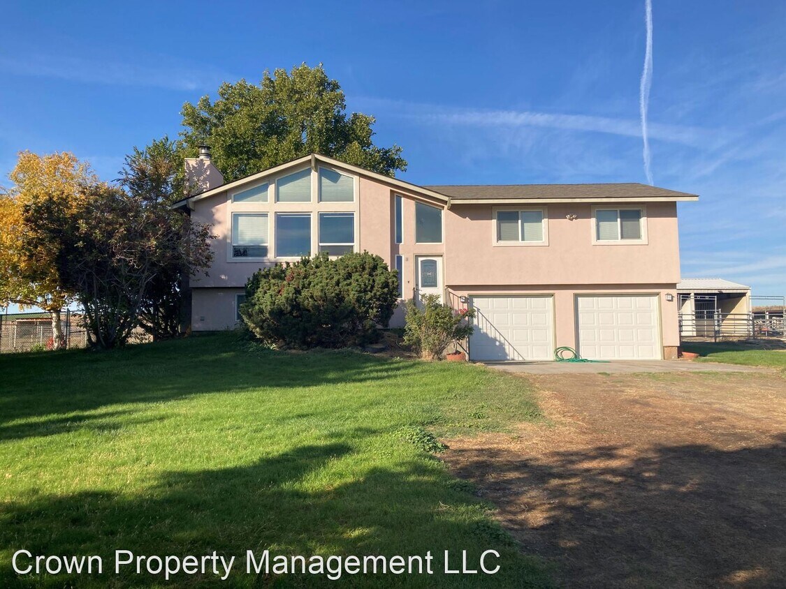 Primary Photo - 3 br, 2 bath House - 87106 N Harrington Road