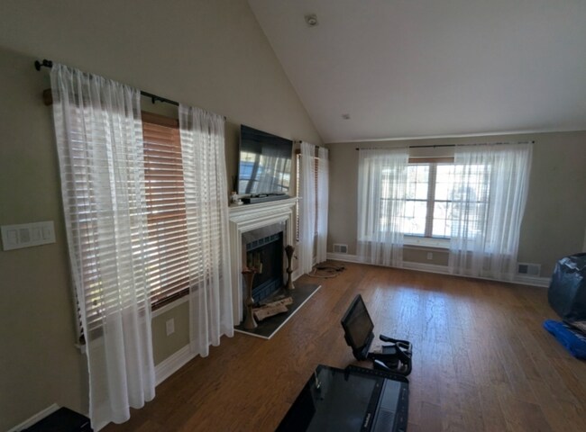 Foto del edificio - 47 Eton Ct