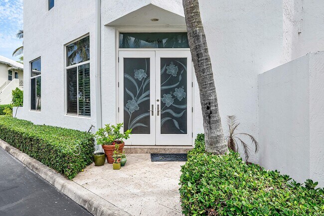 Foto del edificio - 2115 S Ocean Blvd