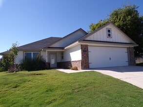 Building Photo - 112 Rylee Rd