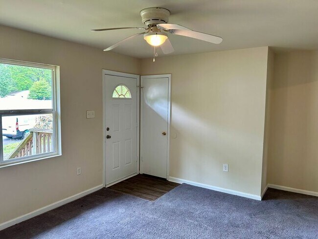 Foto del edificio - 1107 Worthington Ct