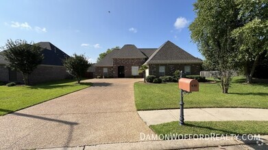 Building Photo - 610 Salems Ct