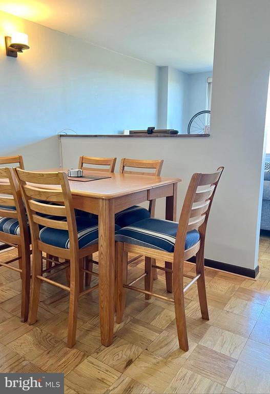 Foto del edificio - 2939 Van Ness St NW