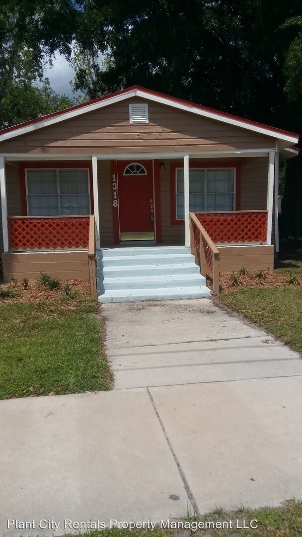 1318 E Renfro St Plant City Fl 33563 House For Rent In Houses Florida Plant City 1318 E Renfro St Primary Photo