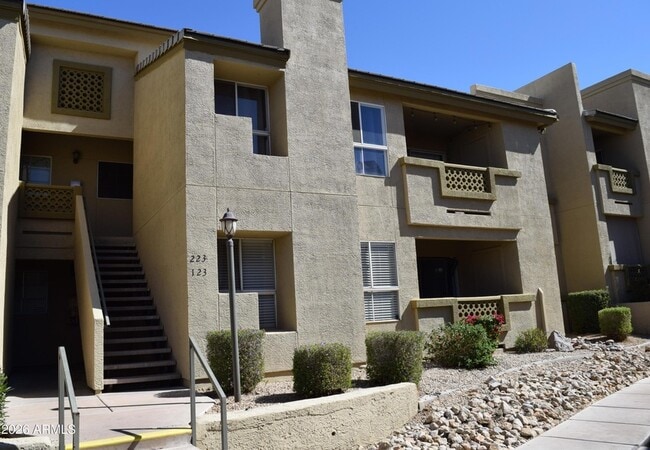 Photo - 1880 E Morten Avenue Unit 225 Apartment