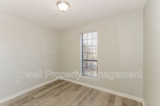 Foto del edificio - 2614 Andorra Dr