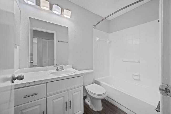 Foto del edificio - 10723 Buckingham Ct