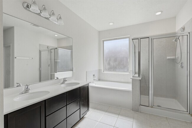 Foto del edificio - 3904 Waterworth Wy