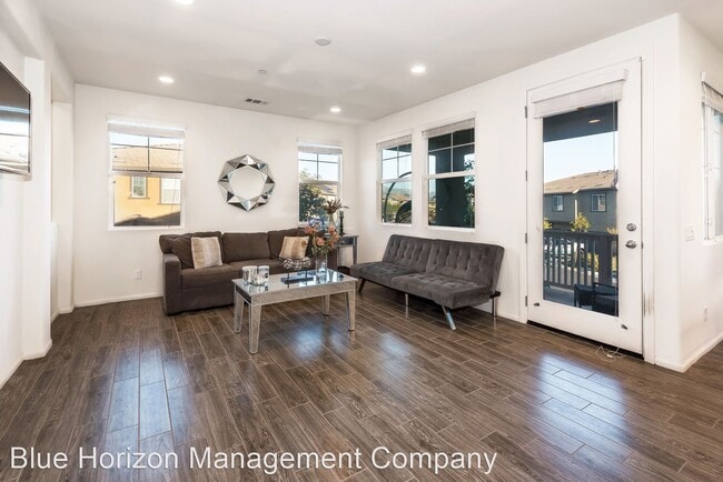 Building Photo - 2 br, 2 bath House - 6647 Calle Koral