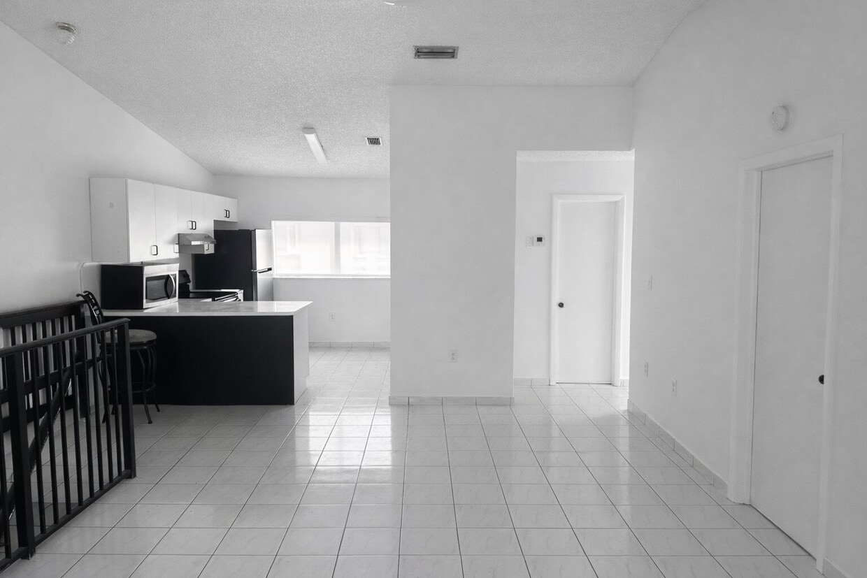 Photo - 7891 West 29th Way, Hialeah, FL 33018 - 2 BR 2 BA condo